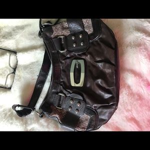 GUESS brown satchel